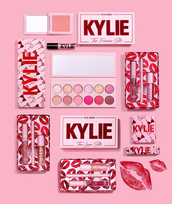 听说10亿富婆Kylie Jenner新出的护肤品被群嘲了?